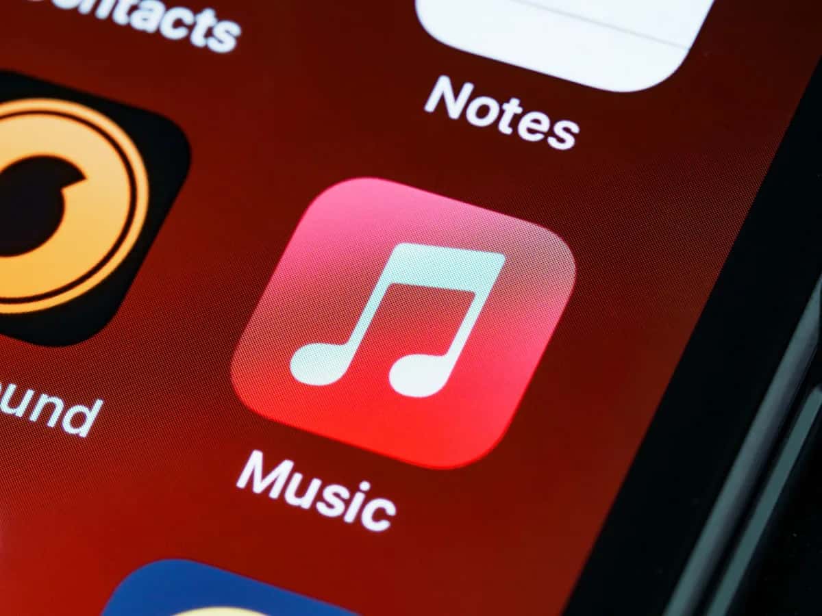 Rival iPhone App Stores: Will Your Apps Get Cheaper?
